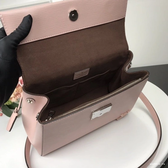 WIS BB Louis Vuitton CHANELUNY 0916